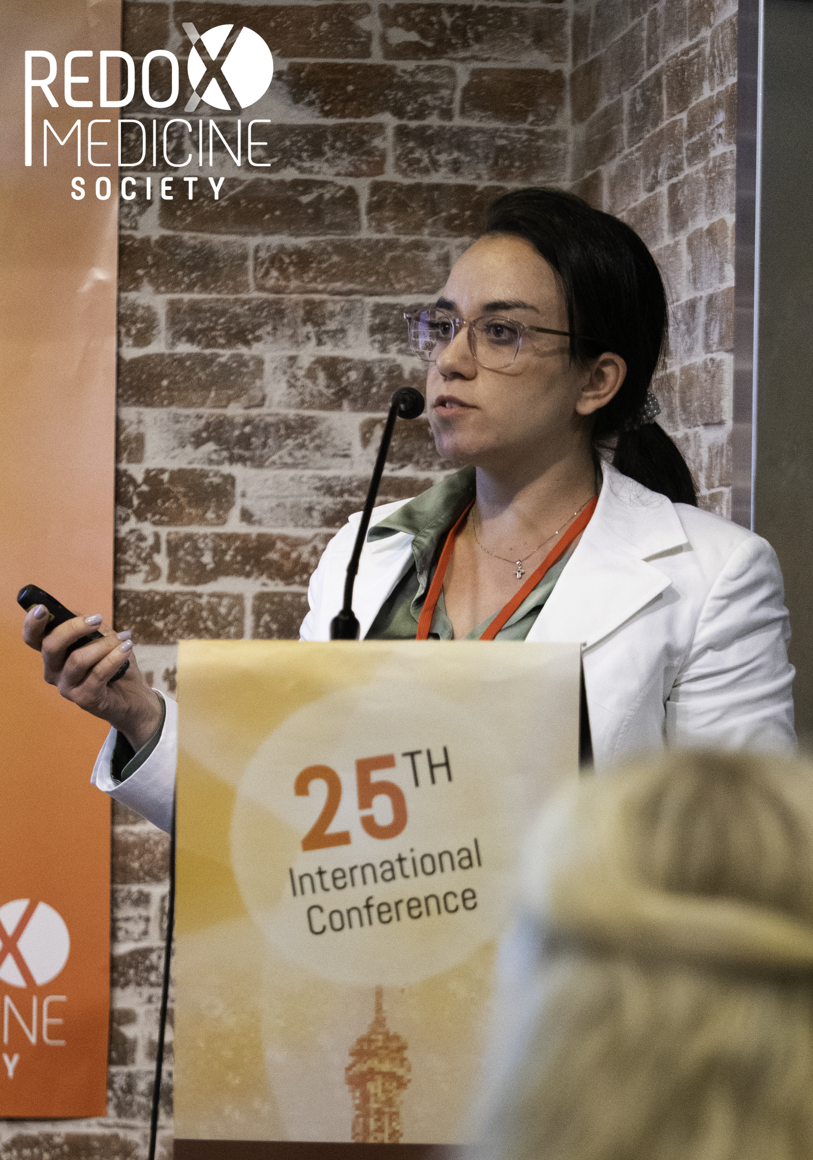 Redox Medicine 2023 Best Short Oral Presentation on Mitochondria-Related Oxidative Stress in Diverticular Disease 